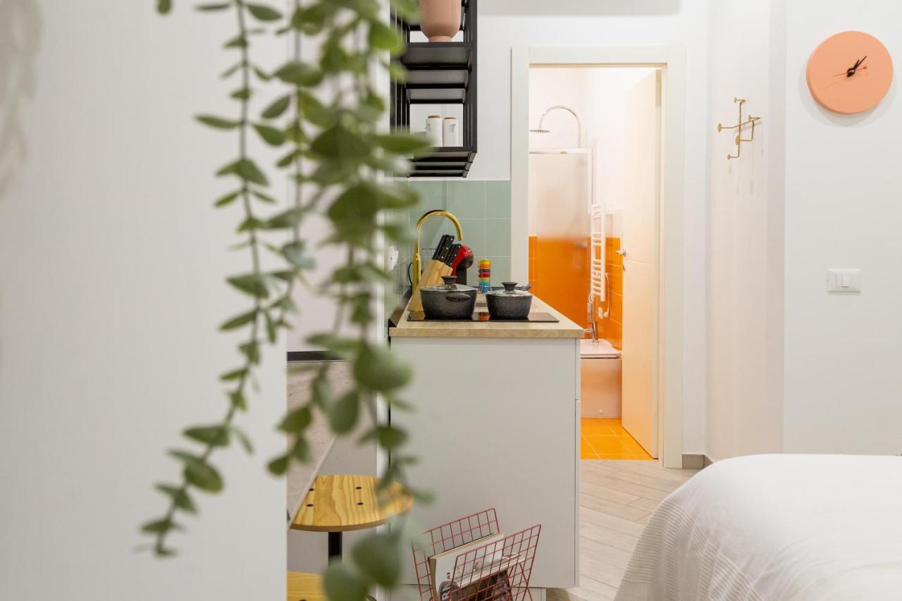 Lovely And Tiny Pied-A-Terre In The City Center Triest Exterior foto